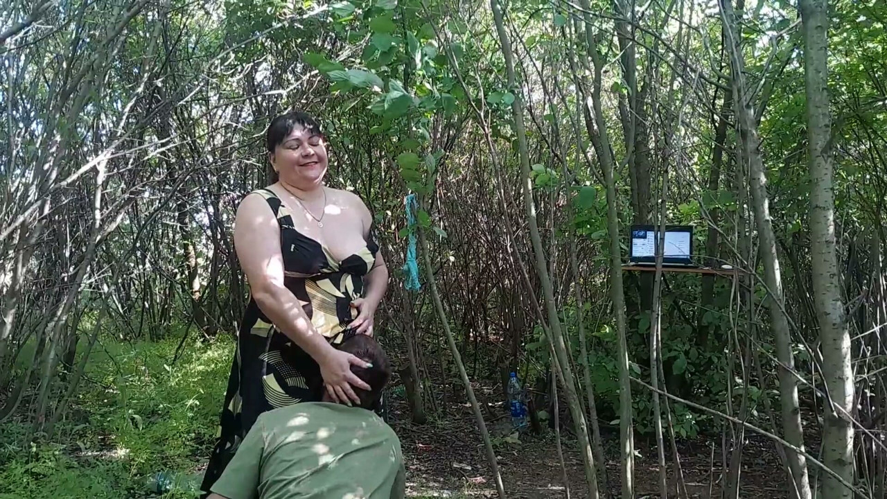 Plimbare în natură și lăsând un străin să-mi lingă