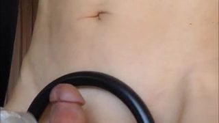 Masturbación de pene afeitado de chico japonés no 22