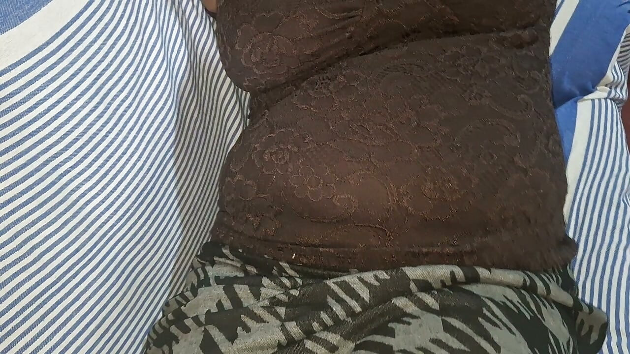 Мачуха, чисті природні моменти, зняті вдома