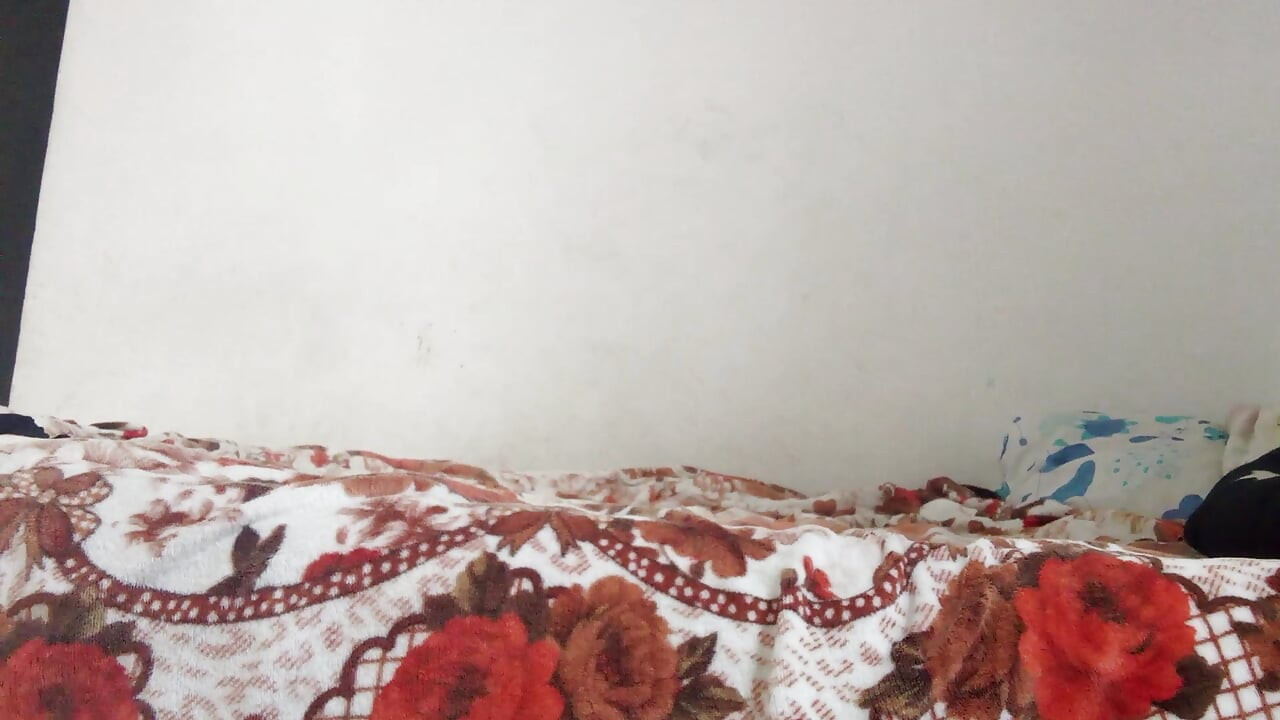 Horny Desi Indian MILF Anal and Deepthroat