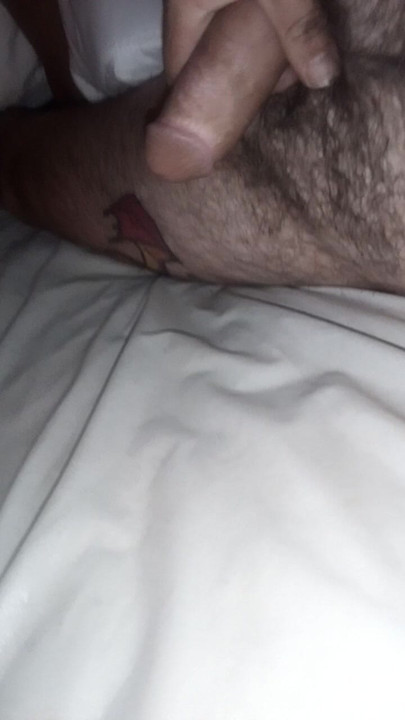 Laying on the bed looking for co-performers