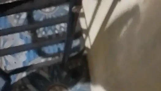 Eingeladen, mit stieftante zu ficken, hat eine haarige muschi, die man lecker leckt, bis sie nass ist