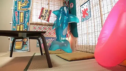 Muhteşem teknikli bir adam büyük göğüslü güzel bir kızı yağ masajı kılığında aldı. 3