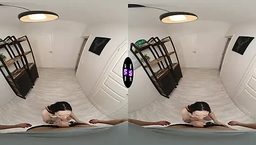 Rihanna Black Drops Her Towel For The Neighbor's Morning Surprise - TeenMegaWorld