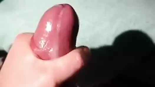 Orgazm olana kadar okşuyor