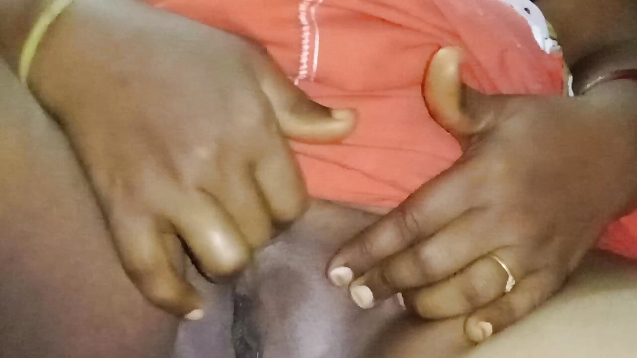 My wife spreads her pussy in front of her husband and shows him how delicious it is.