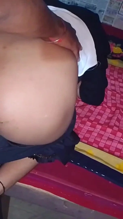 Momento icónico de "Bhabhi ki gand chudai video"