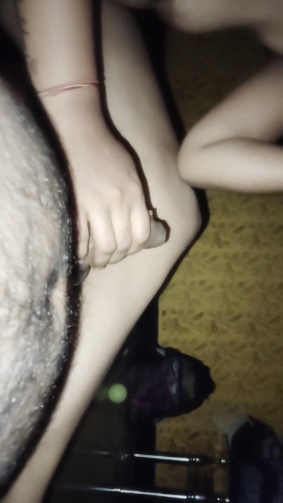 Desi-ehefrau im doggystyle gefickt Rani ko ghodi banake choda | Clip 2