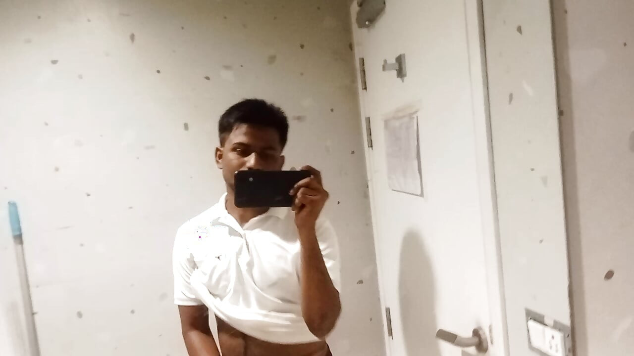 Porn Star Vip on Self Hand Pump