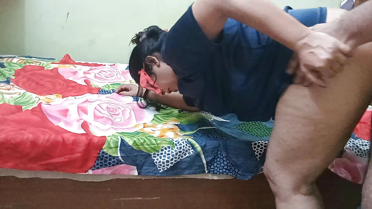 Hot Bengali aunty doggystyle fucking by doctor, when she went to clinic