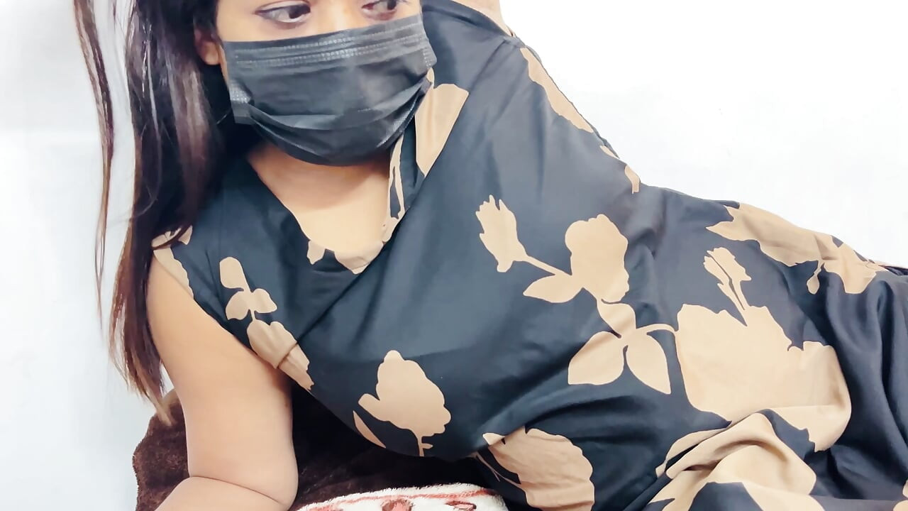 Desi Indijka Komal prima tvrdu hardcore jebenu guzu dok joj sperma ne izađe iz tesne guze