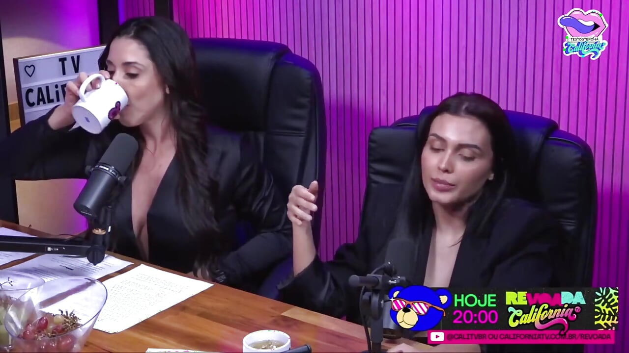 Dwie hotties w Show of Dirty Talk - Bruna Carlos i Luciana Picchi