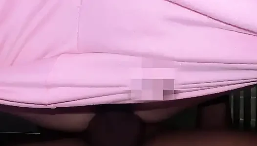 Mahasiswi pinay bertemu dengan teman sekelasnya quickie no condom