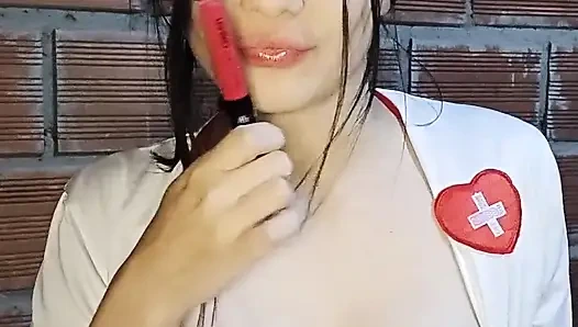 Aku ngeliat adik iparku lagi asik masturbasi dan lanjut ngentot enak banget