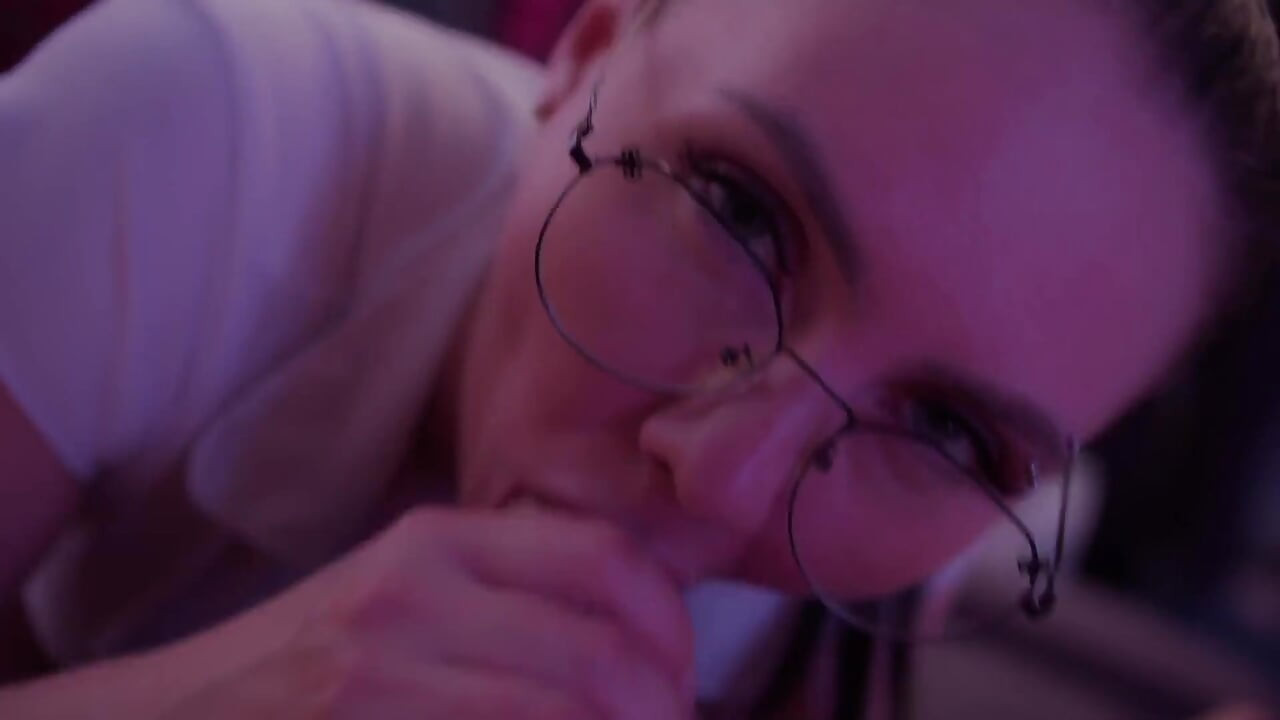 শ্লুট ডিপথ্রোট ব্লোজব দেয়