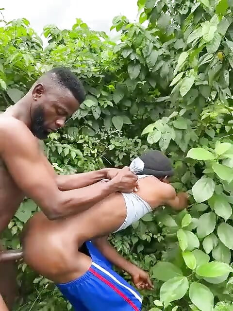 Fucking Wth My New Guy in Bush