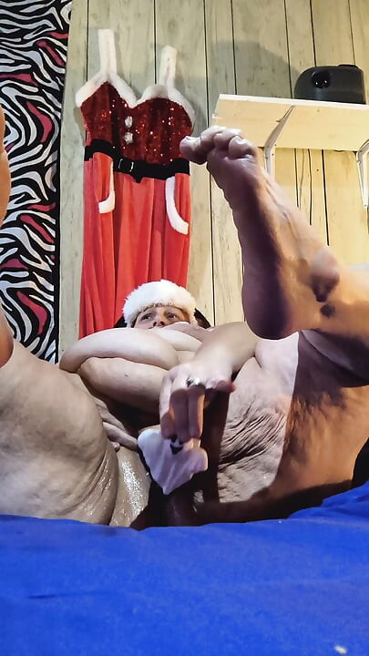 Naughty Nympho Kinky Pussy Cumming Sloppy N so Wet N Juicy