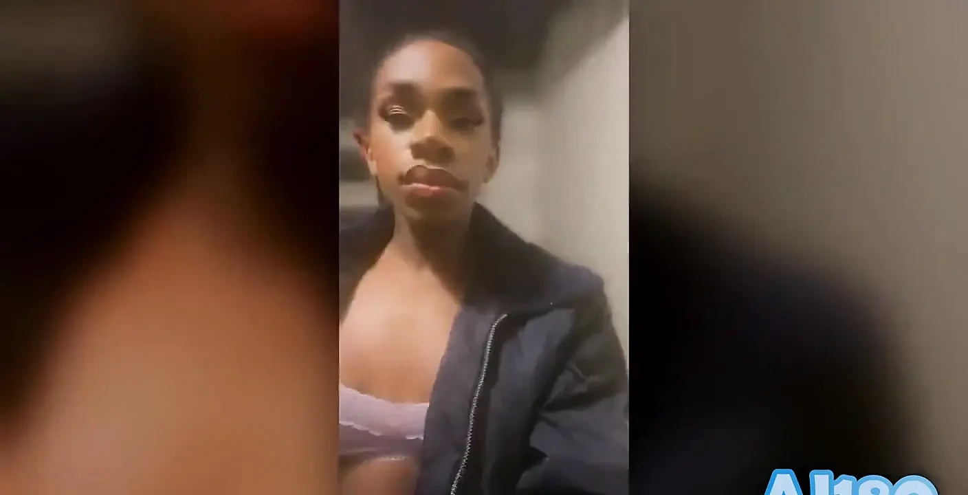 Take It Out właśnie zrobiłem zwyczaj i nadal był oszołomiony tym, jak gorąco było. Pomyślałem więc, że wyjmuje śmieci, dostaje świeże powietrze