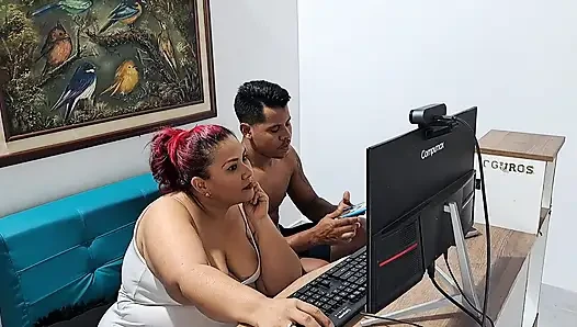 Hausgemachter Sex mit einer heißen Reifen