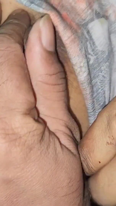 جنس رومانسي بين زوجة المنزل والزوج الجزء الأول | مقطع 2