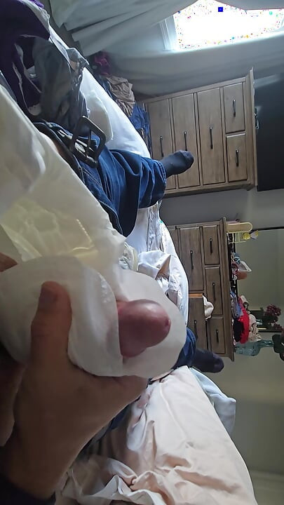 Illaluktande strumpbyxor och mjuk asiatisk över natten Maxi-pad Wank