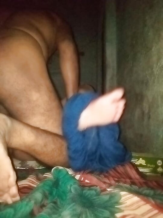 Desi bhabhi ki hard chudai chut se pani nikal diya