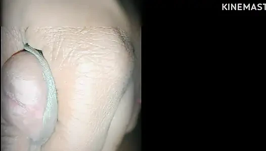 Aku lagi asik nyepong kontol abang tiriku!