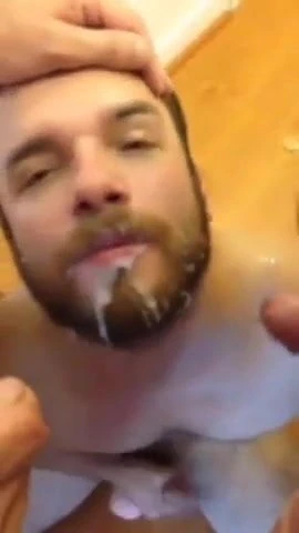 Guy Takes 3Way Facial