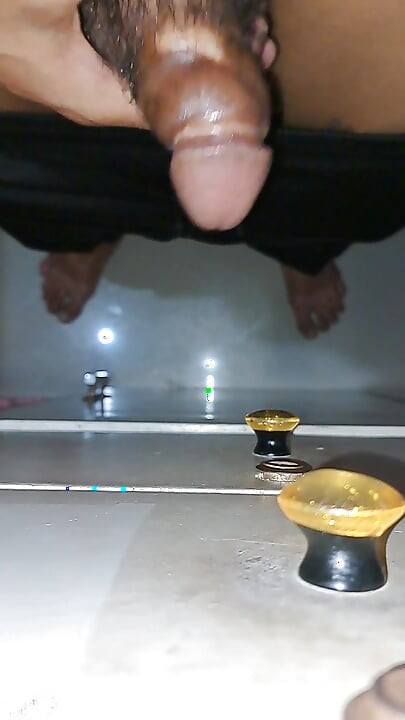 흑인 대물 자지에게 따먹히는 18세 소녀