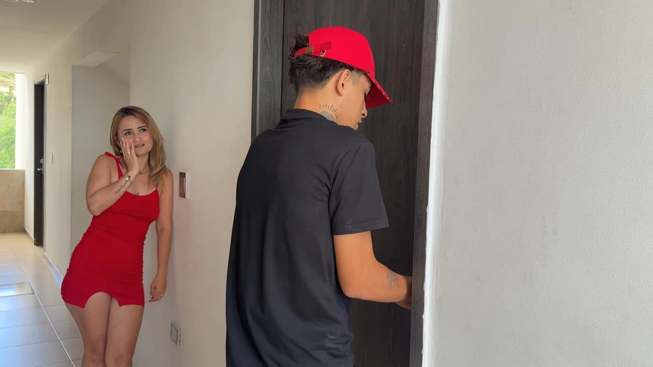 My neighbor takes advantage and asks me for anal sex for an exchange of favors and ends up me nice until I cum