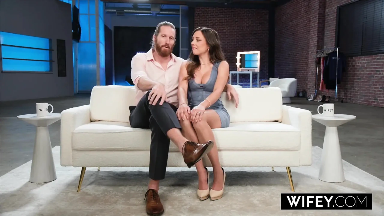 Vợ rebecca love nhỏ nhắn có tưởng tượng cô vợ nóng bỏng bbc cuối cùng được thỏa mãn