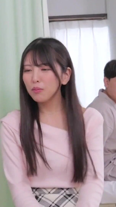 第2部分 我的女朋友在我旁边的床上来看我，这是一次罢工，所以如果我隔着窗帘对她进行性骚扰，我就不会发情了！？我代表我在医院不能动的男友给了她很多！ | 短片 1