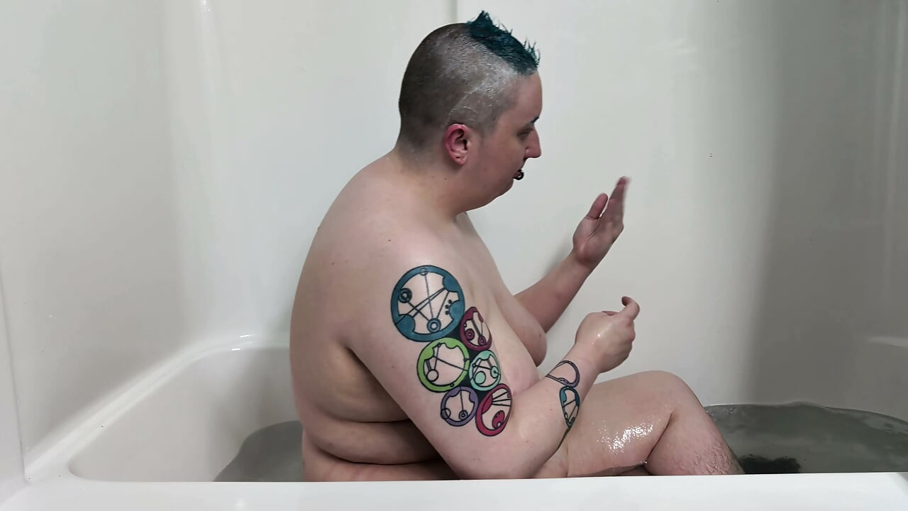 Готви се с Keeno666, докато аз се къпя