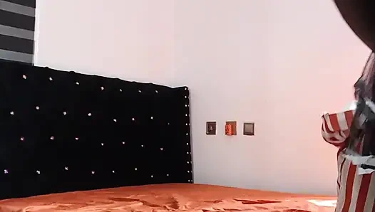 House Cleaning Ebony Milf Routine - Clean with Mara Exotic