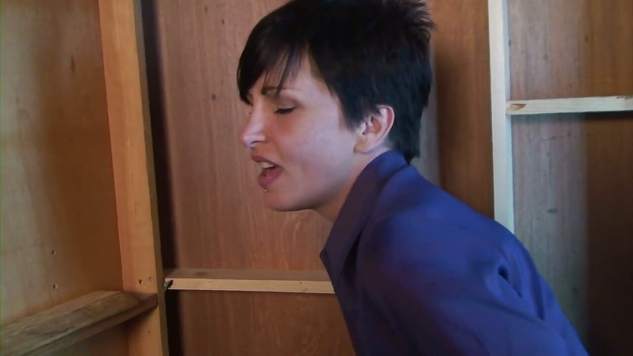 Sucking in the glory hole while girl is watching