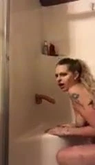 Kayleee suck dildo shower tease loser boyfriend bbc love