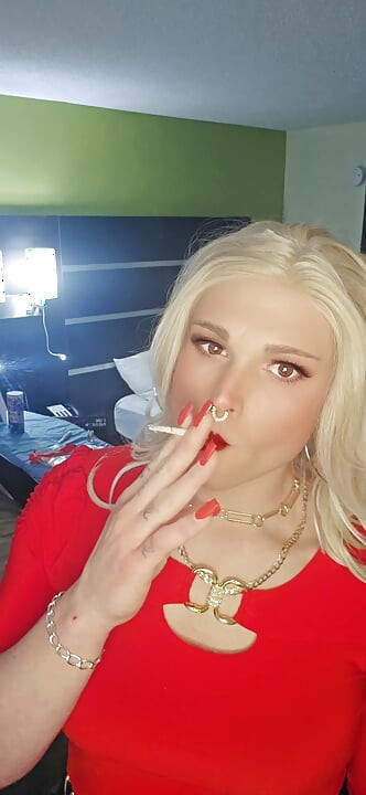 Kylie Rey (shemale) She's Bad She's Hottest Smoking Fetish