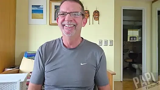 Pervy papifachero yeni bir göt korsanı oyuncağını açıyor
