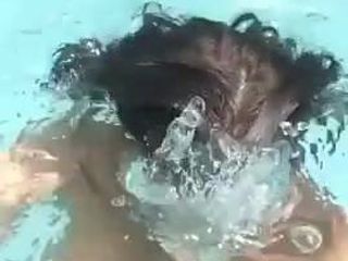 Natural en piscina