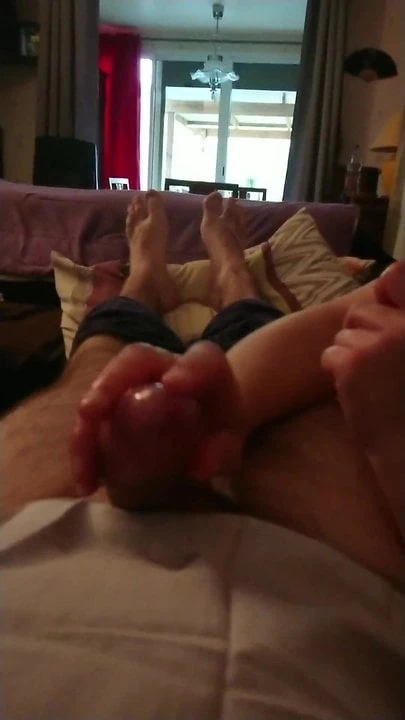 Handjob air mani yang terganggu