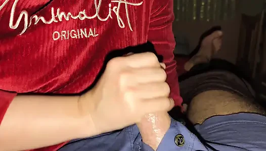Arap Orta Yaşlı Seksi Üvey Anne Sakallı Komşusu Tarafından Sikiliyor
