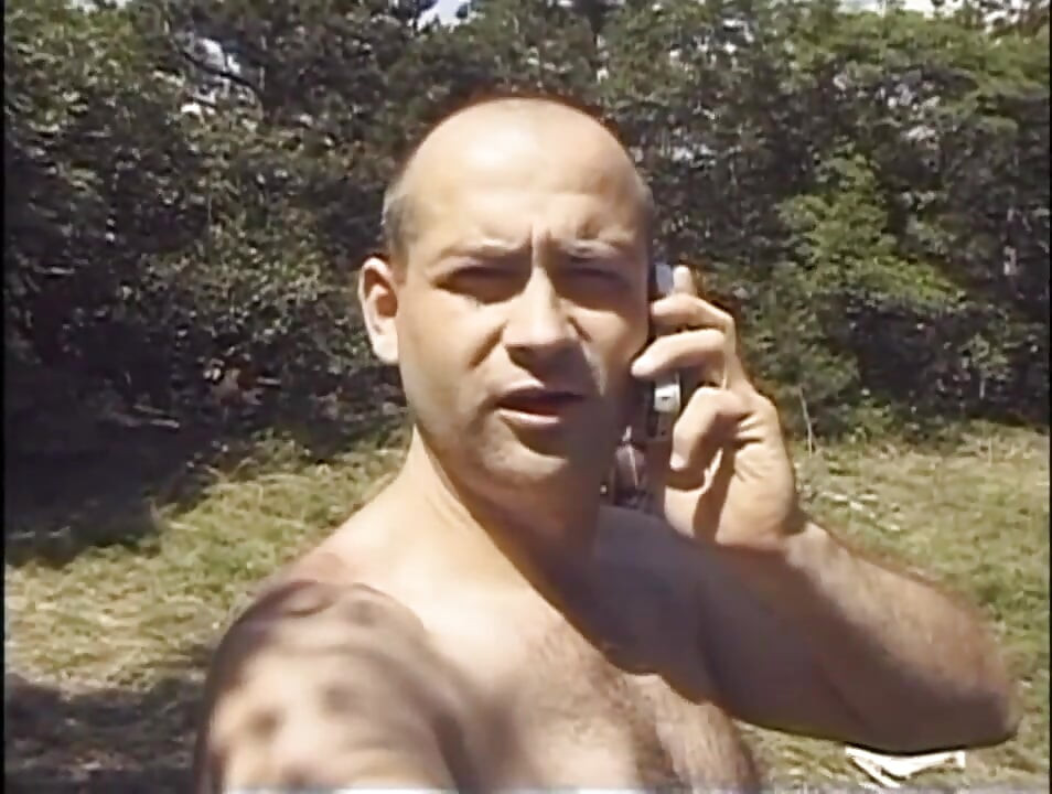 Biseksualna van analne trojke