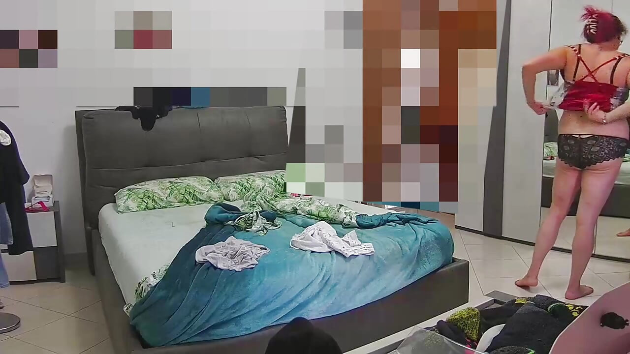 Chupita84 прави видео, докато се самозадоволява