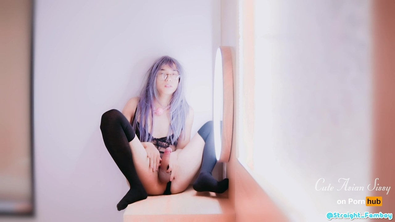 Cute Asian Sissy Femboy Masturabation