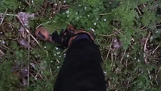 Outdoor Cumshot While Tip Toes Standing in the Sneakers POV
