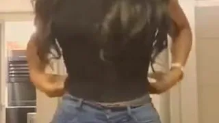 Black Girl HourglASS figure in jeans