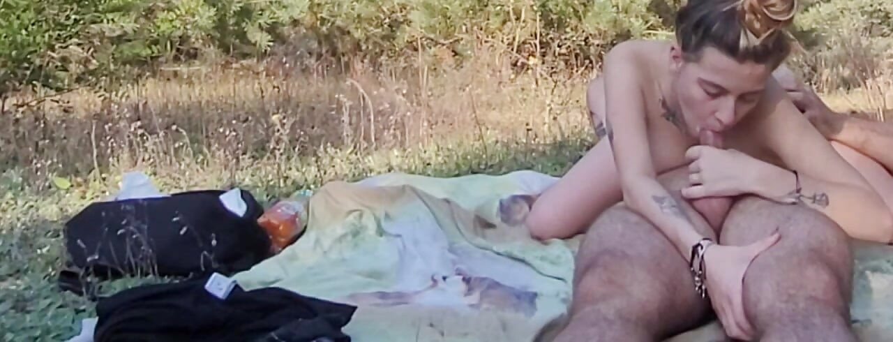 public blowjob outdoors deep throat