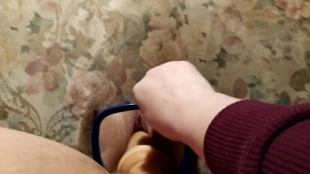 Hairy pussy squirt