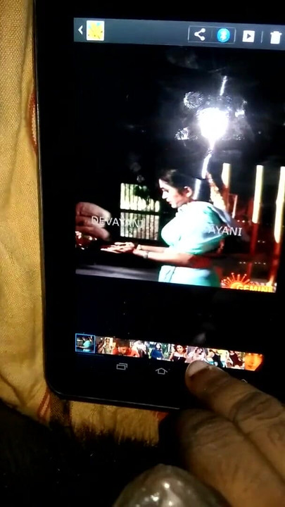 Spektakularan trenutak iz "Ramya Krishna gadnog tuširanja spermom"
