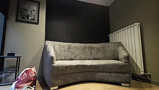 Arjantinli esmer kadın sütle dolana kadar yarağa biniyor